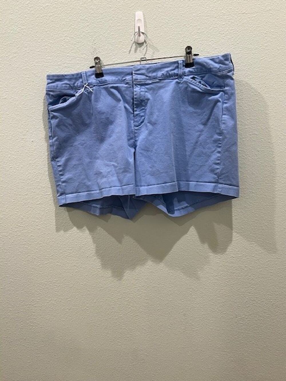 Old Navy Blue Chino Shorts size 16 Women's